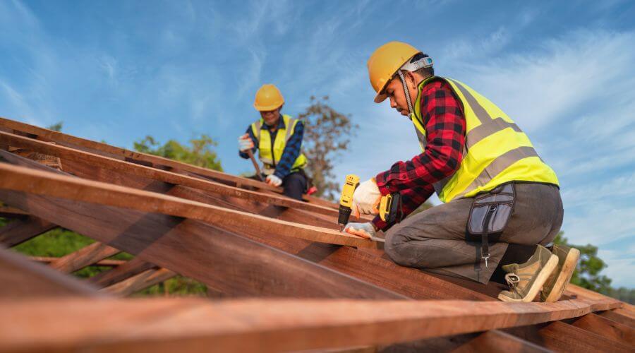 Professional Flat Roofing Installation services in Ebro, FL